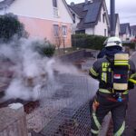 Die verbrannten Mülltonnen in der Geschwister-Scholl-Straße