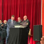 Verleihung Ehrennadel an Frank Hasenberg