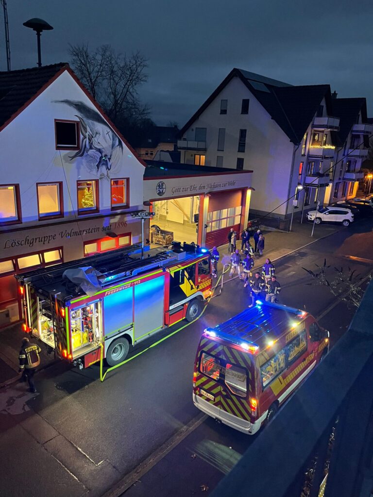 Übungsdienst am Gerätehaus Volmarstein