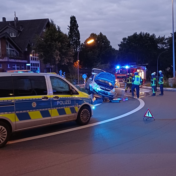 Abstreuen von auslaufenden Betriebsmitteln