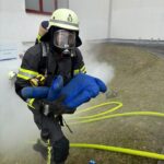 Rettung einer Person aus dem Gebäude