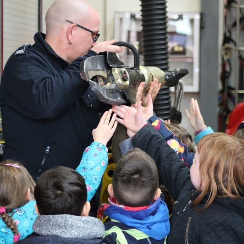 Auch das "echte" technische Gerät wird gezeigt.