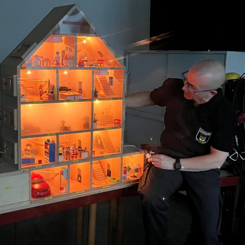 Bei der Brandschutzerziehung werden ernste Themen spielerisch vermittelt.